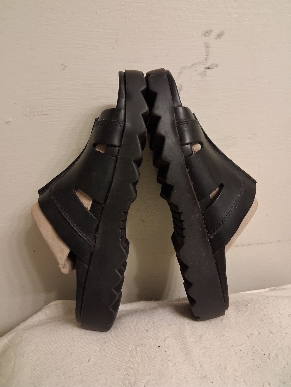 Mens BASS Black Leather Slide Sandals size 7 - Picture 14 of 16
